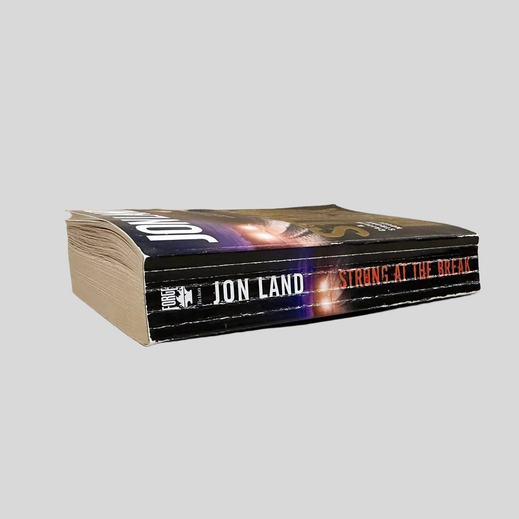 Strong at the Break by Jon Land - Fehmerling Books