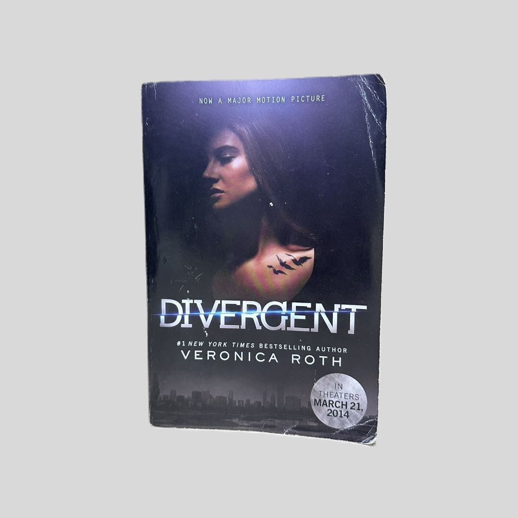 Divergent by Veronica Roth - Fehmerling Books