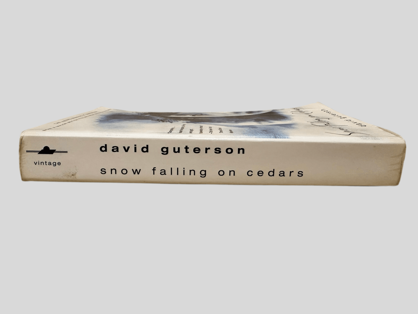 Snow Falling on Cedars by David Guterson - Fehmerling Books