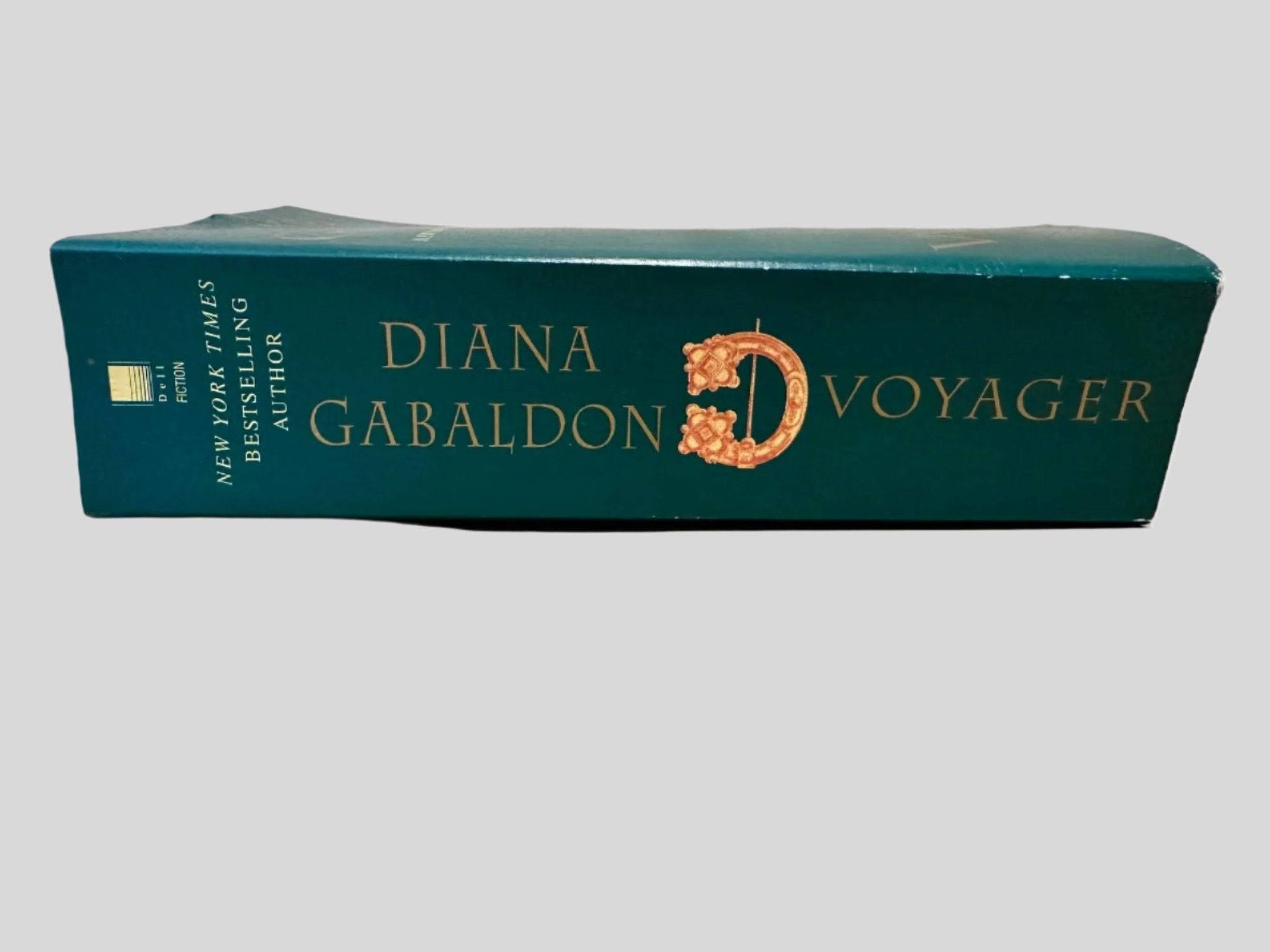 Voyager by Diana Gabaldon - Fehmerling Books